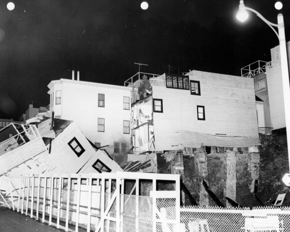 Building in collapse at Grant and Lombard streets, Telegraph Hill, 1964.