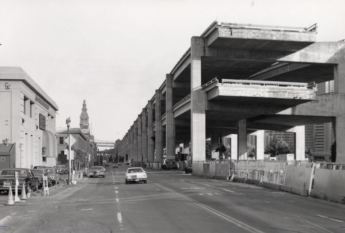 Construction of Embarcadero freeway, 1960s.