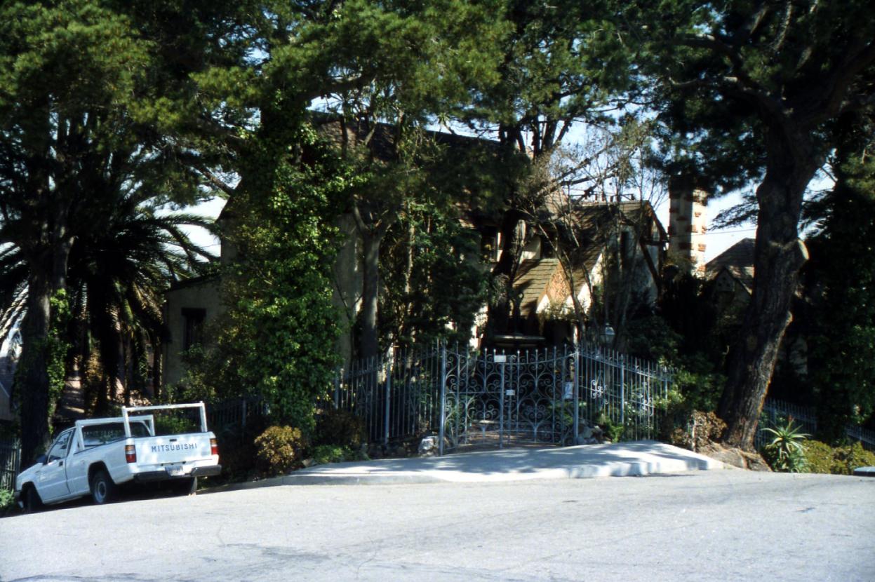 Mayor Rolph's cottage at 3690 21st Street, 1988.