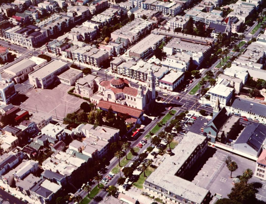 Aerial view of the Mission district, 1980