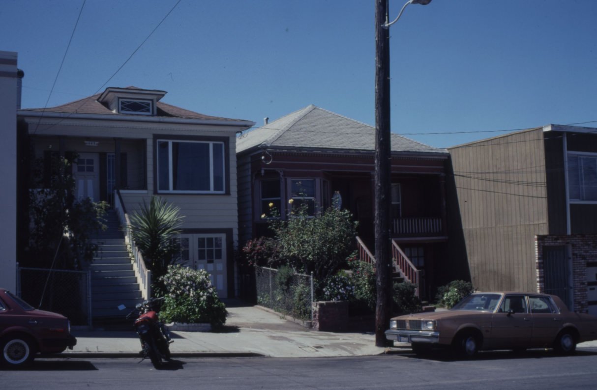 642 and 636 Girard Street, 1990.