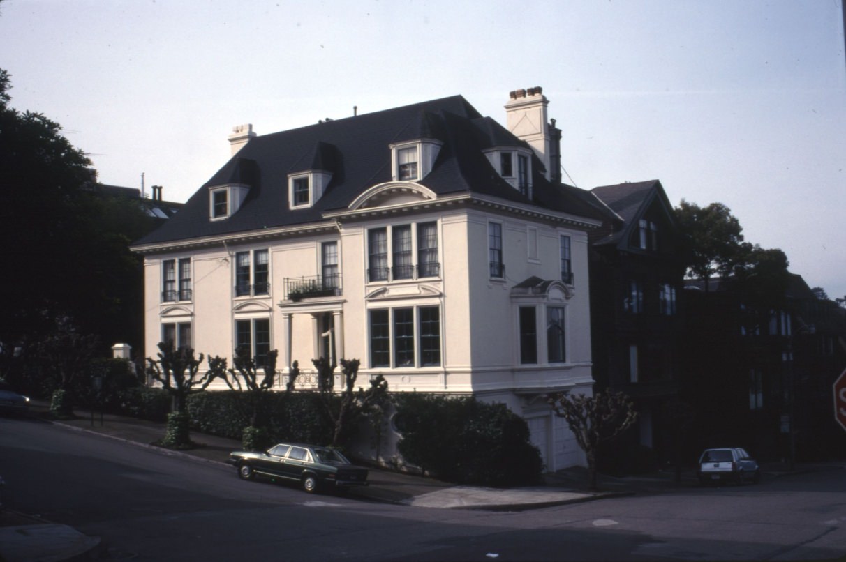 15 Walnut Street, 1990.