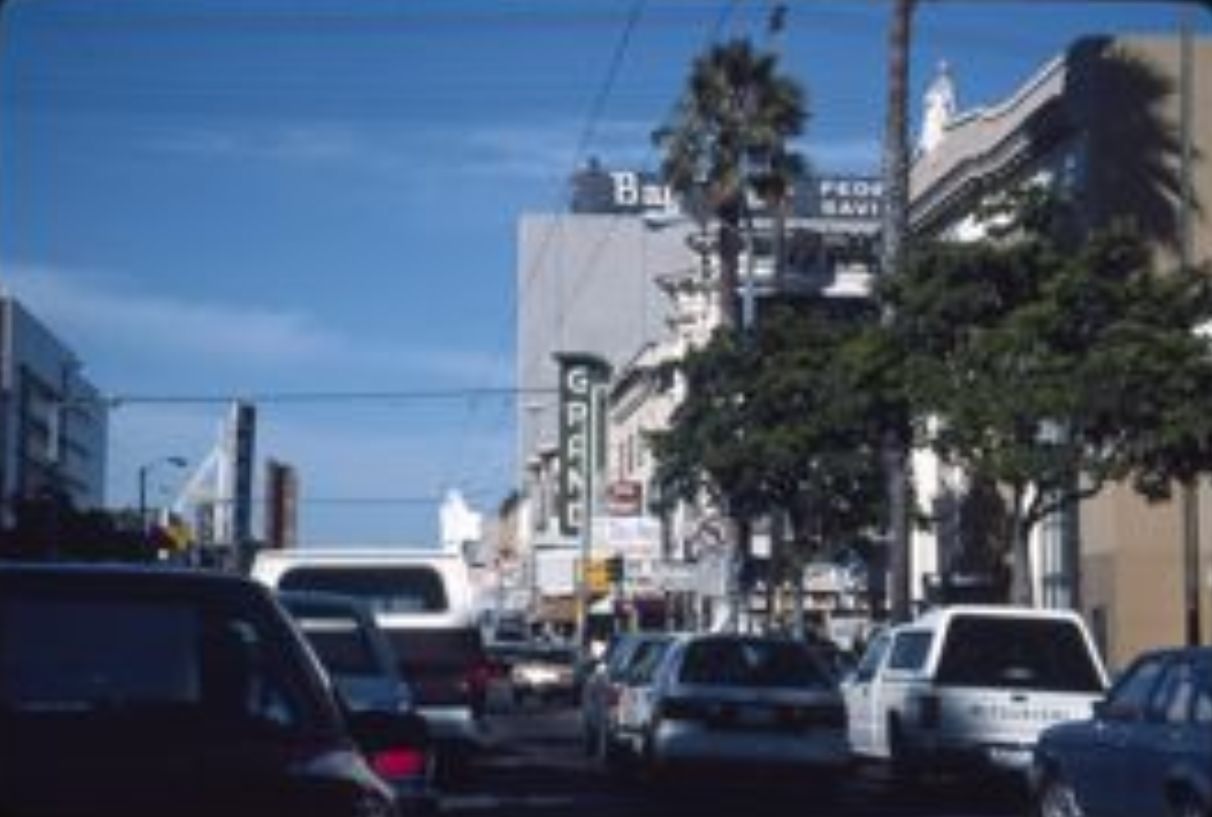 Mission Street looking towards 23rd Street, 1991.