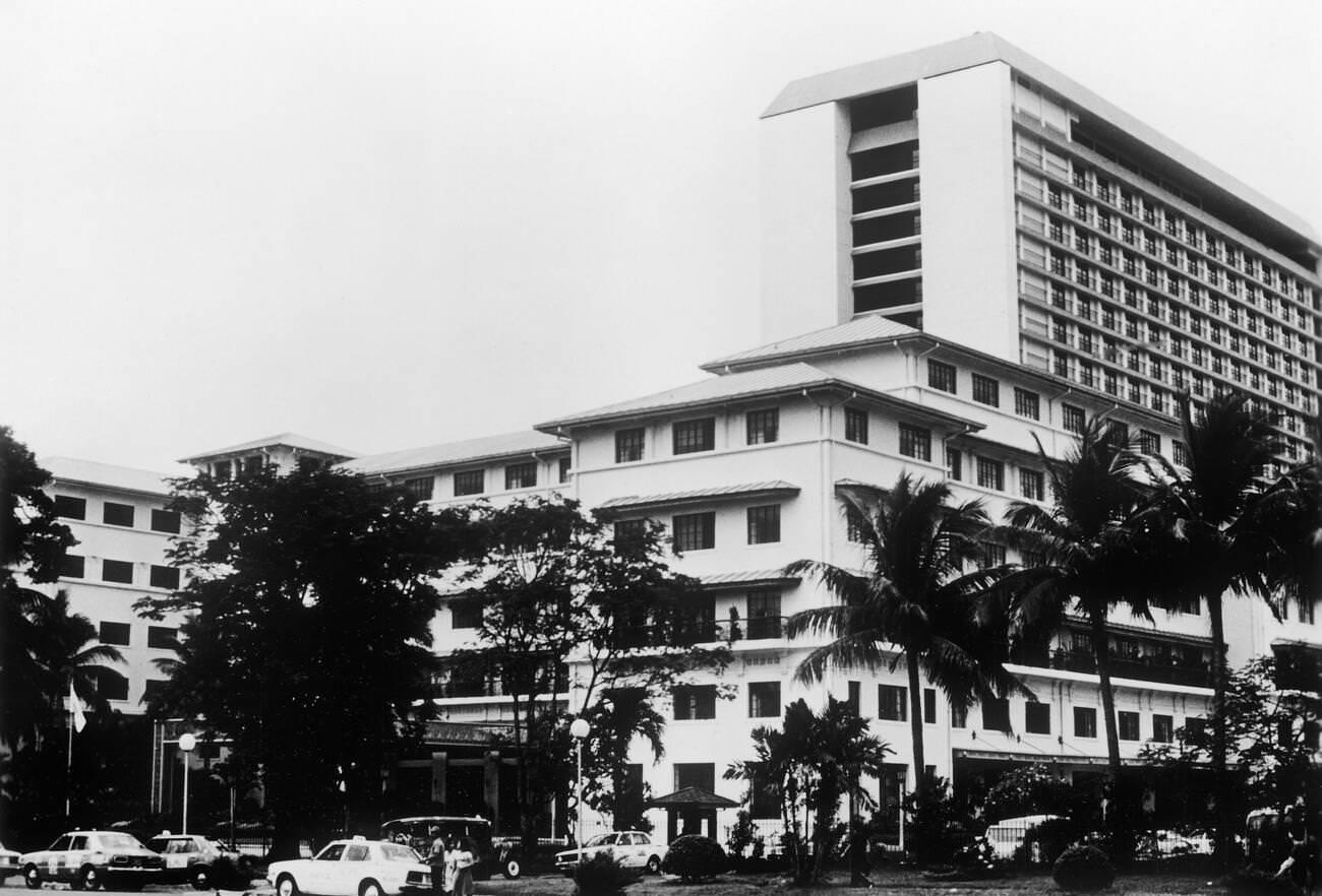 The Manila Hotel, built in 1912, photographed around 1975.