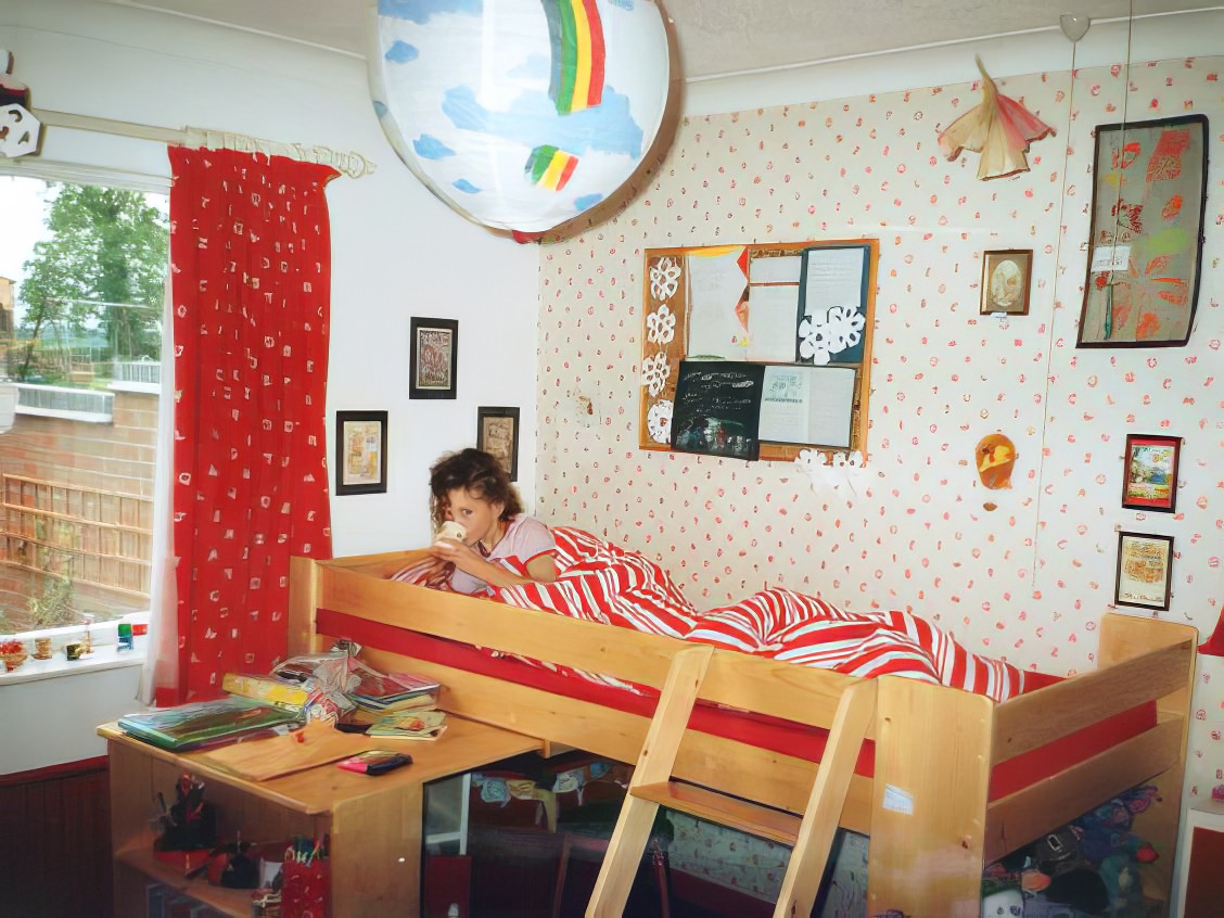70 Cool Vintage Photos Capturing Teenagers at their Homes from the 1980s