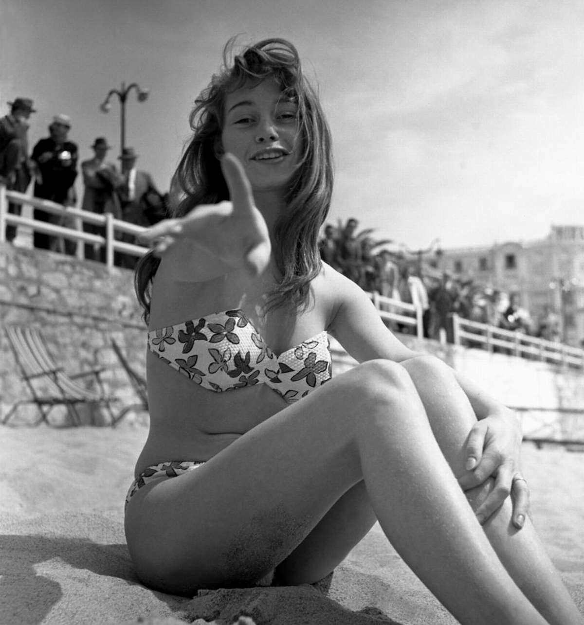 When 19-Year-Old Brigitte Bardot Stunned in a Bikini at Cannes Film Festival, 1953