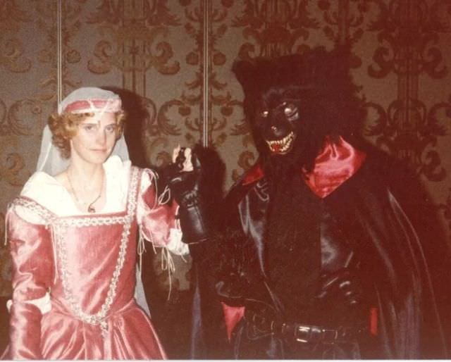 Fabulous Cosplayers at a Los Angeles Sci-Fi Convention in 1980s