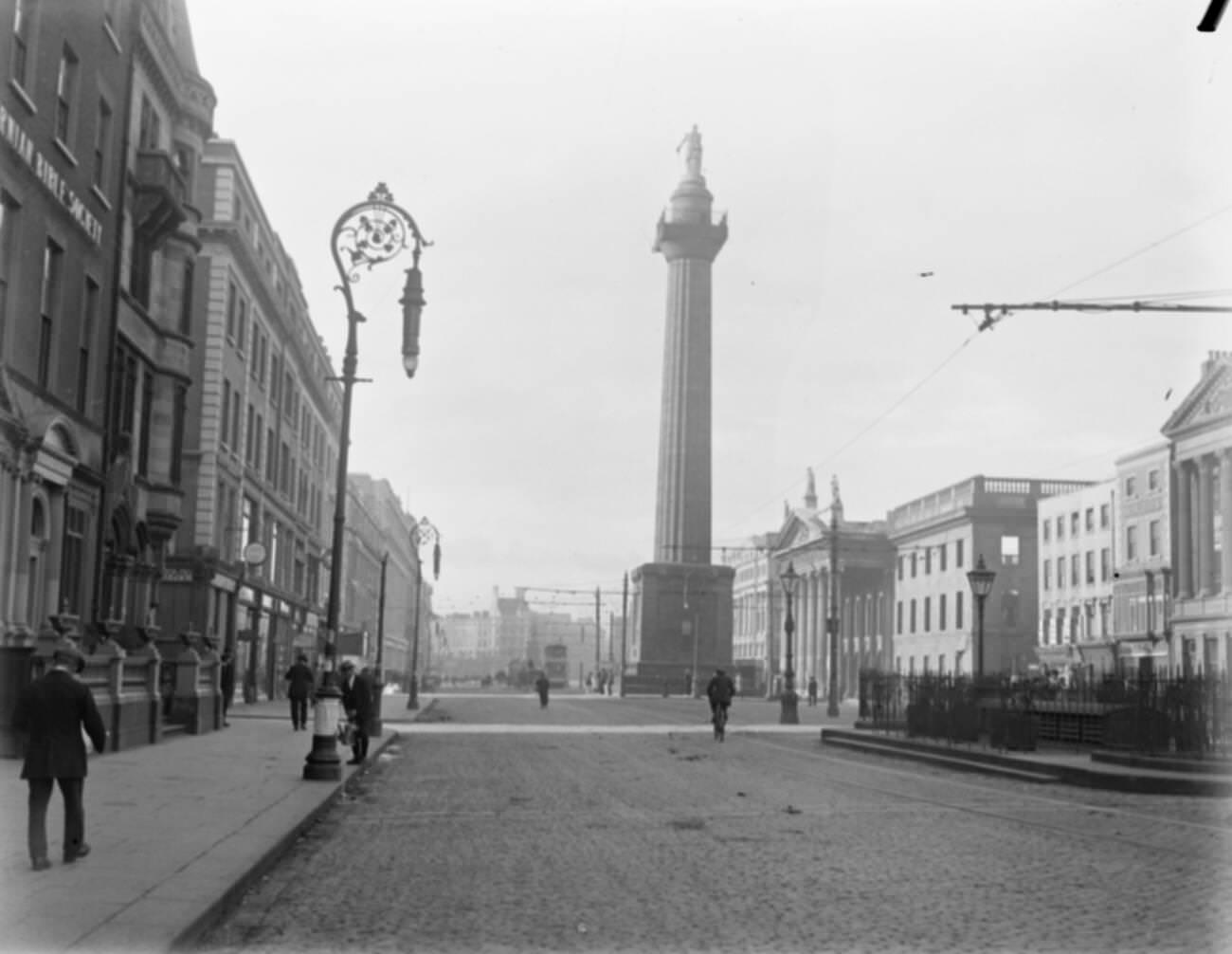 Sackville Street during midday, 1922.