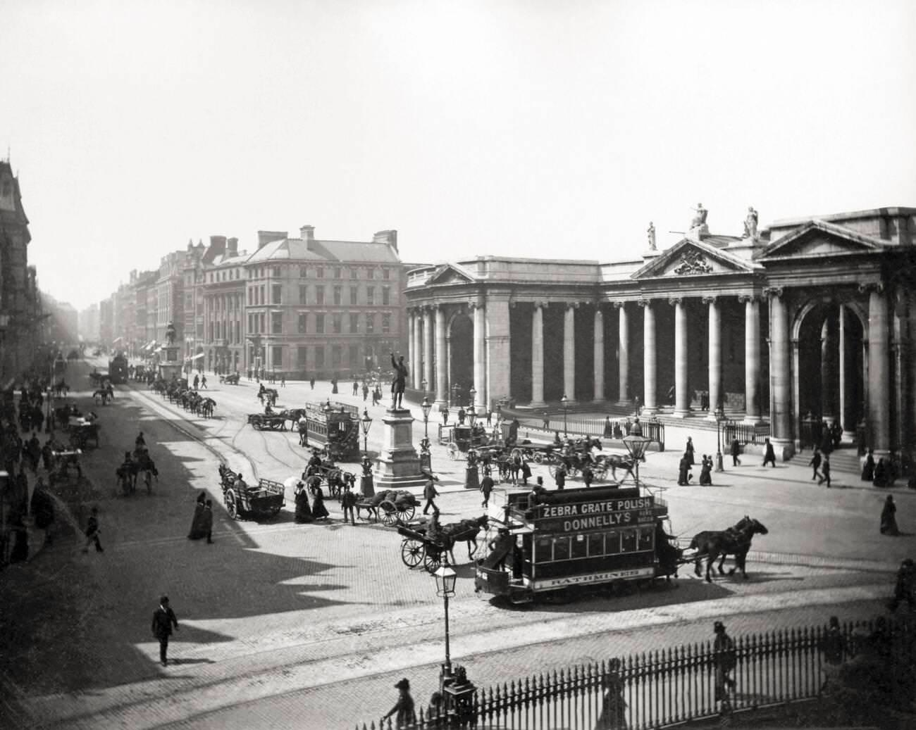 Street scene, Bank of Ireland, Dublin, Ireland, 1890s