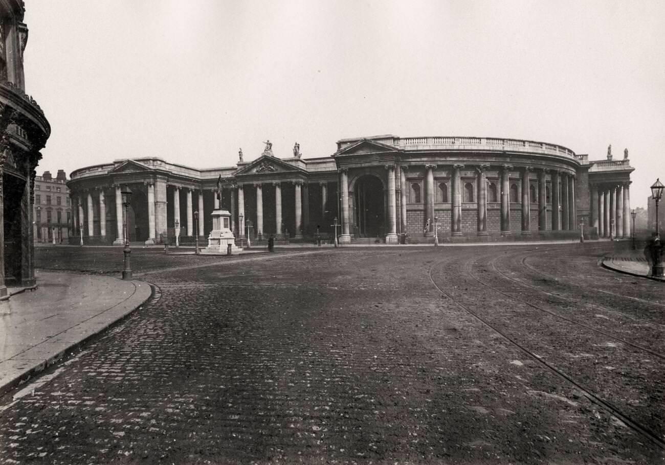 Bank of Ireland building, Dublin, 1890s