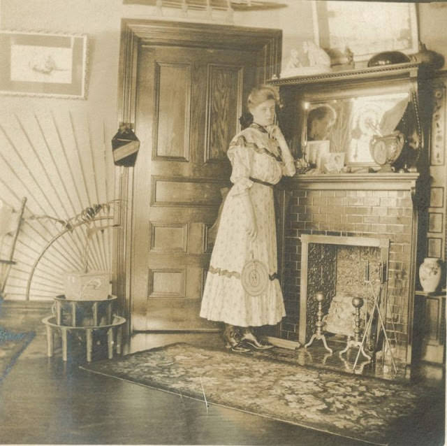 A Glimpse into Edwardian House Interiors: A Journey Back in Time