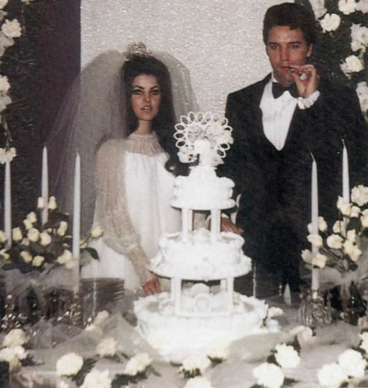 Fabulous Photos of Elvis and Priscilla Presley on Their Wedding Day on May 1, 1967