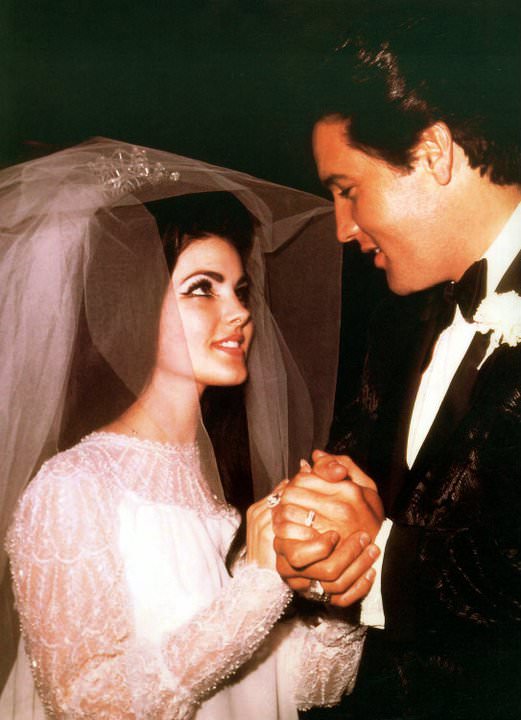 Fabulous Photos of Elvis and Priscilla Presley on Their Wedding Day on May 1, 1967