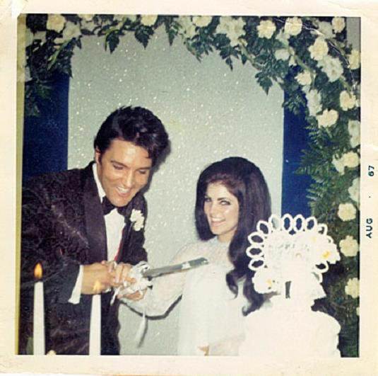 Fabulous Photos of Elvis and Priscilla Presley on Their Wedding Day on May 1, 1967