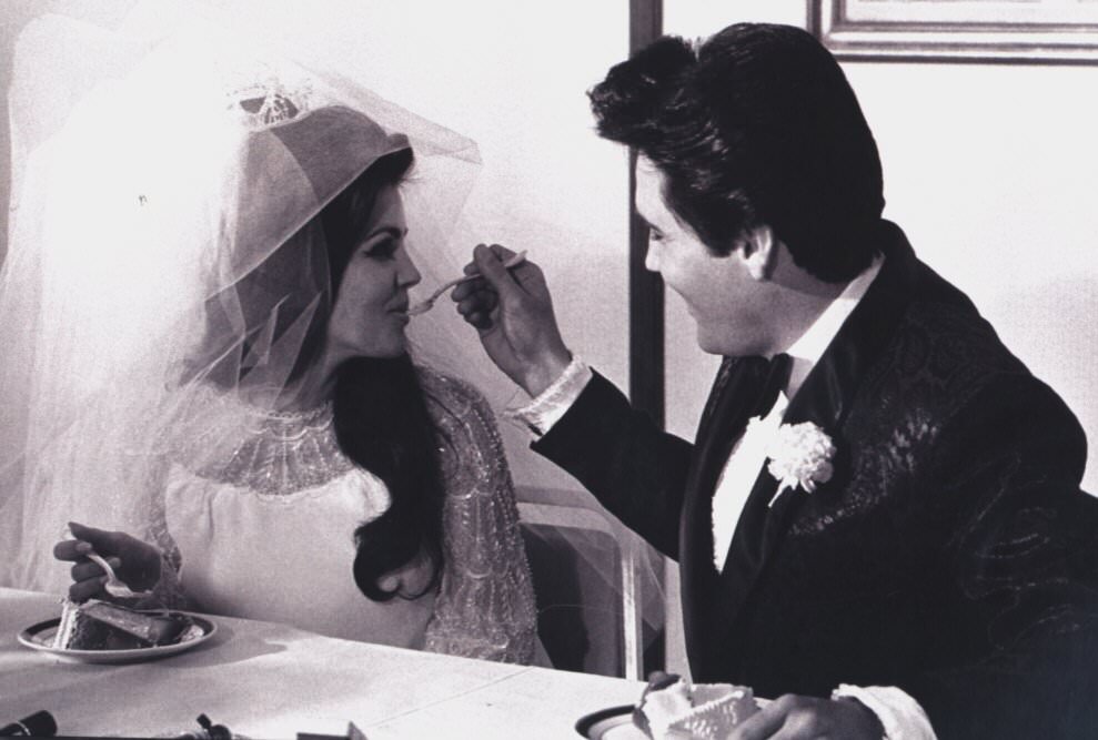 Fabulous Photos of Elvis and Priscilla Presley on Their Wedding Day on May 1, 1967