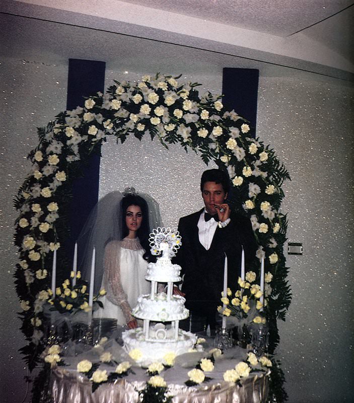 Fabulous Photos of Elvis and Priscilla Presley on Their Wedding Day on May 1, 1967