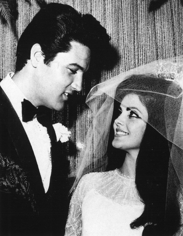 Fabulous Photos of Elvis and Priscilla Presley on Their Wedding Day on May 1, 1967