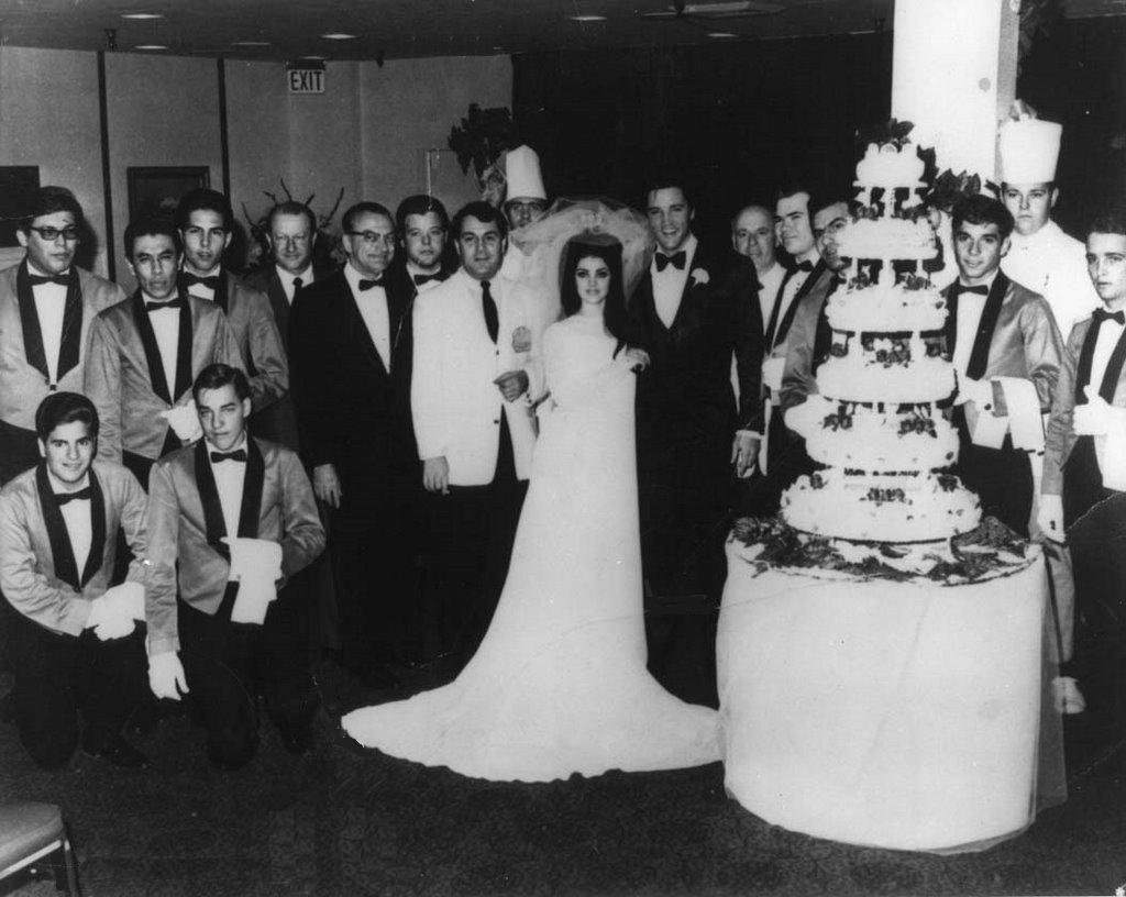 Fabulous Photos of Elvis and Priscilla Presley on Their Wedding Day on May 1, 1967