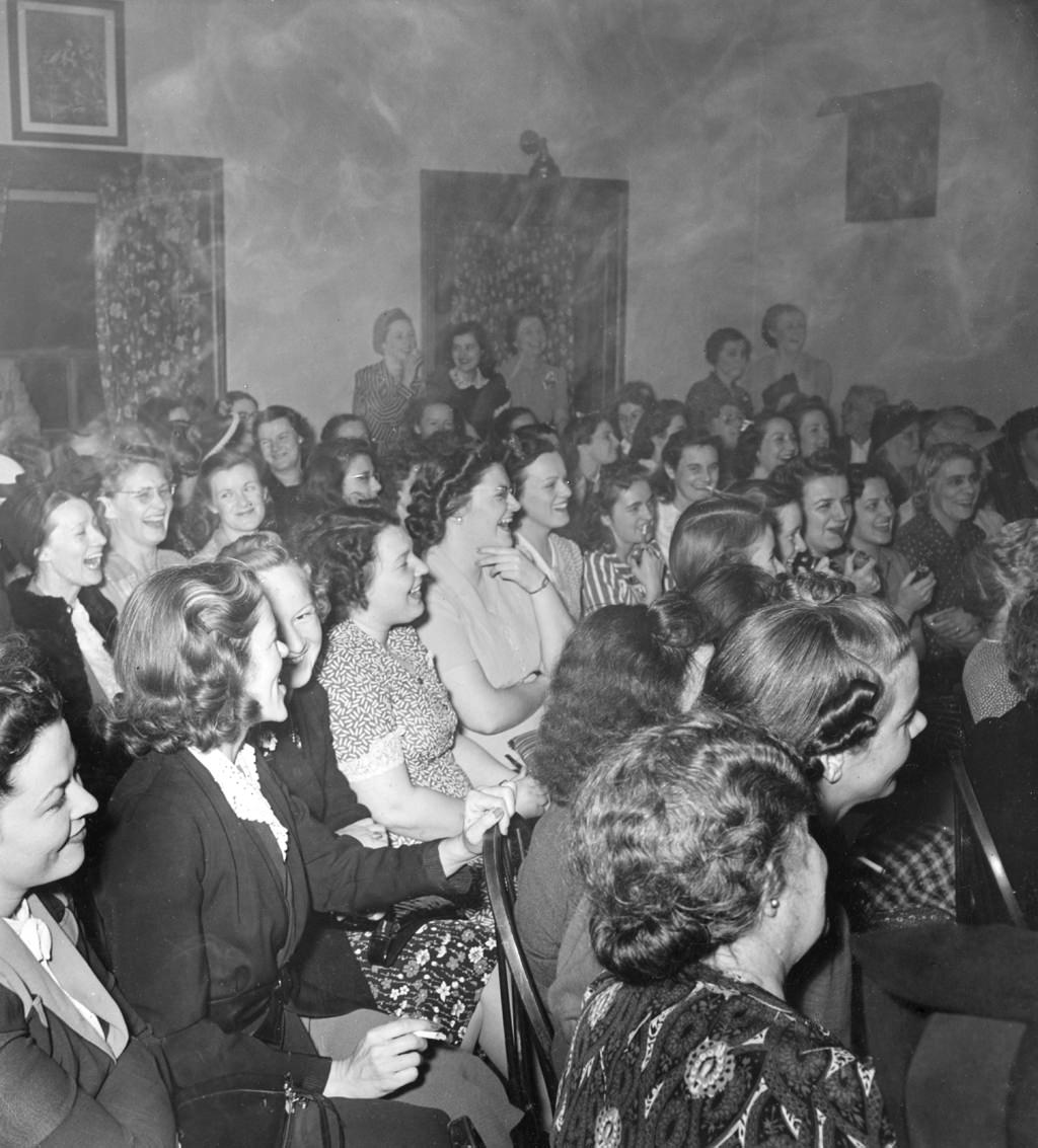 When a Group of GOP Women Got Together for an Old-Fashioned “Smoker” in Connecticut, 1941