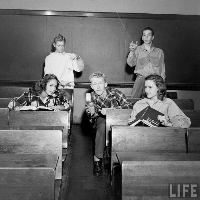 Stunning Vintage Photos of High School Teenagers in Des Moines, Iowa, 1947