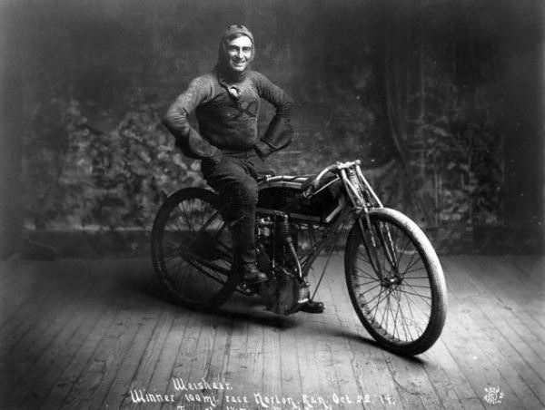 Hog Boys: Vintage Photos of The Harley-Davidson Racers Who Started It All