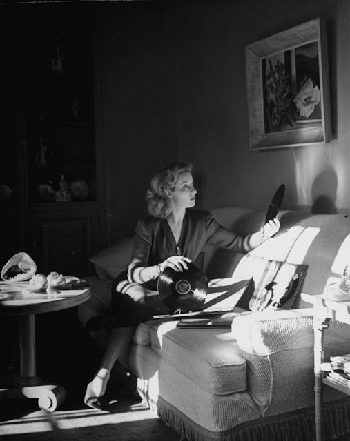 Greer Garson at home in Bel Air, Los Angeles, 1943.