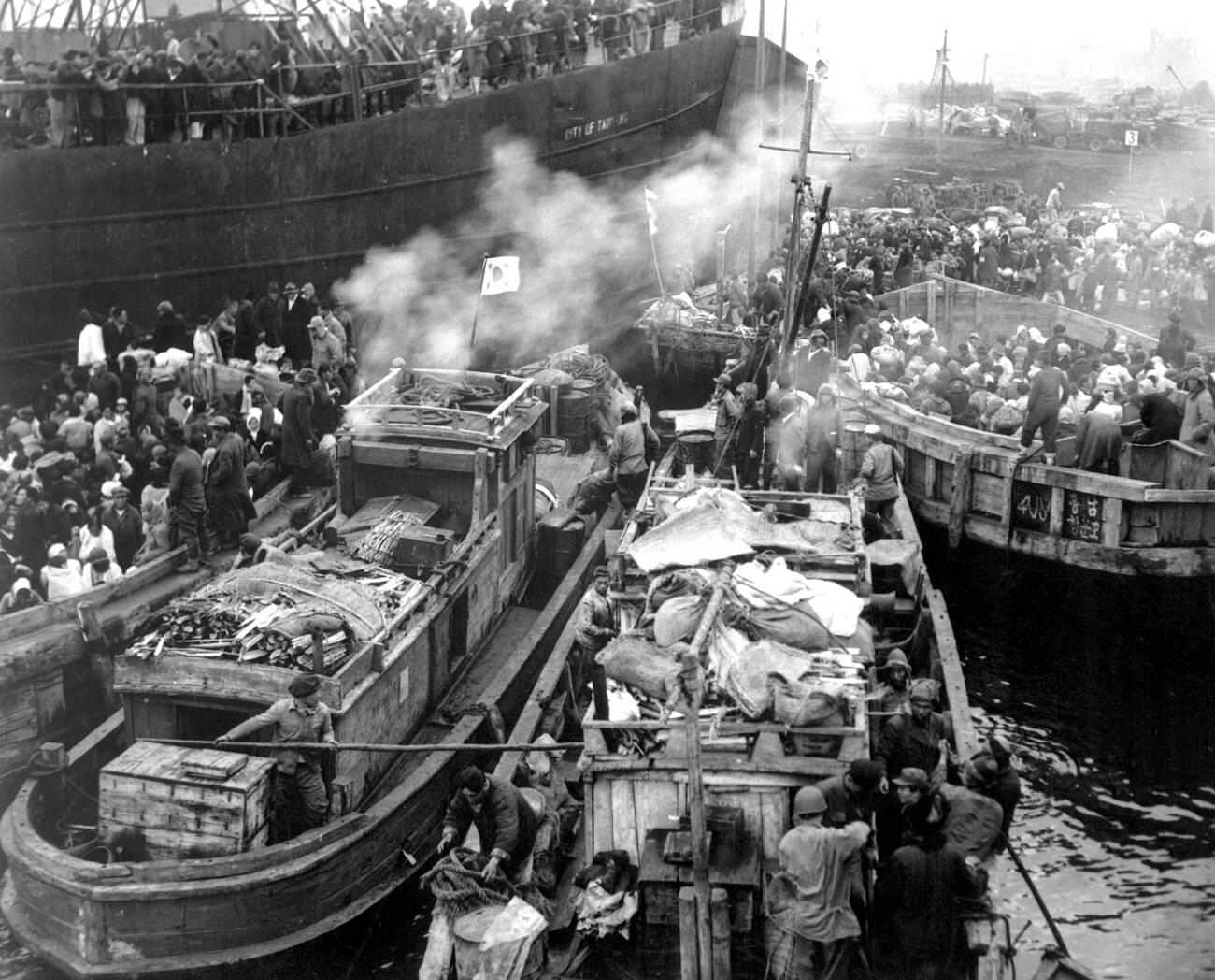 Korean War, North Korean Refugees, 1950.