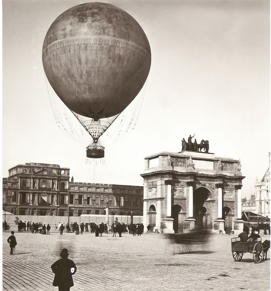 A Photographic Tour of Paris in the 1930s Through Roger-Viollet's Lens