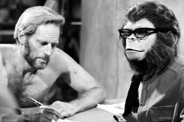 Planet of the Apes (1968): Behind-the-scenes Photos Show Costumes and Makeup Transformed Actors into Apes