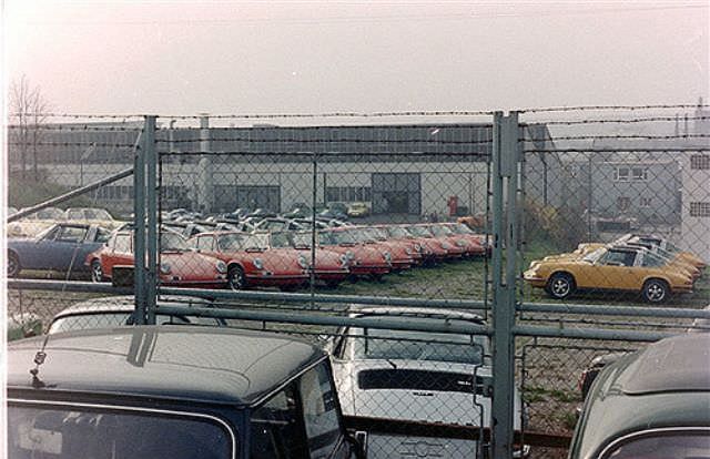 A Photographic Tour of the Porsche Factory in the Early 1970s