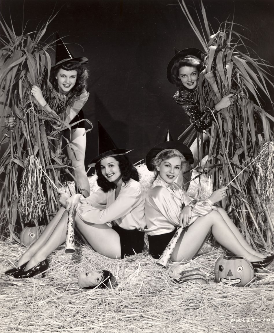 Fabulous Four Witches, 1941