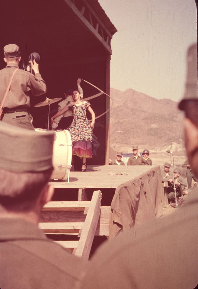 Performers at the 'Slapsie Maxie' show in Korea, April 1954