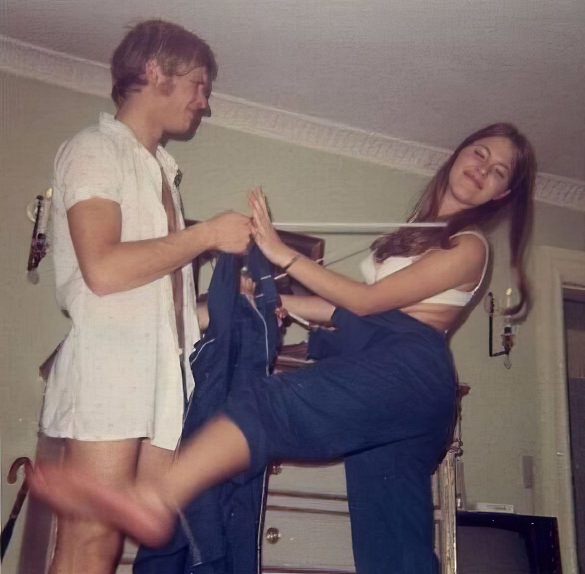 Vintage Photos of Student House Parties in the 1960s