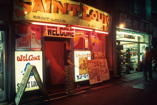 Saint Louis Bar, Yokosuka, 1976