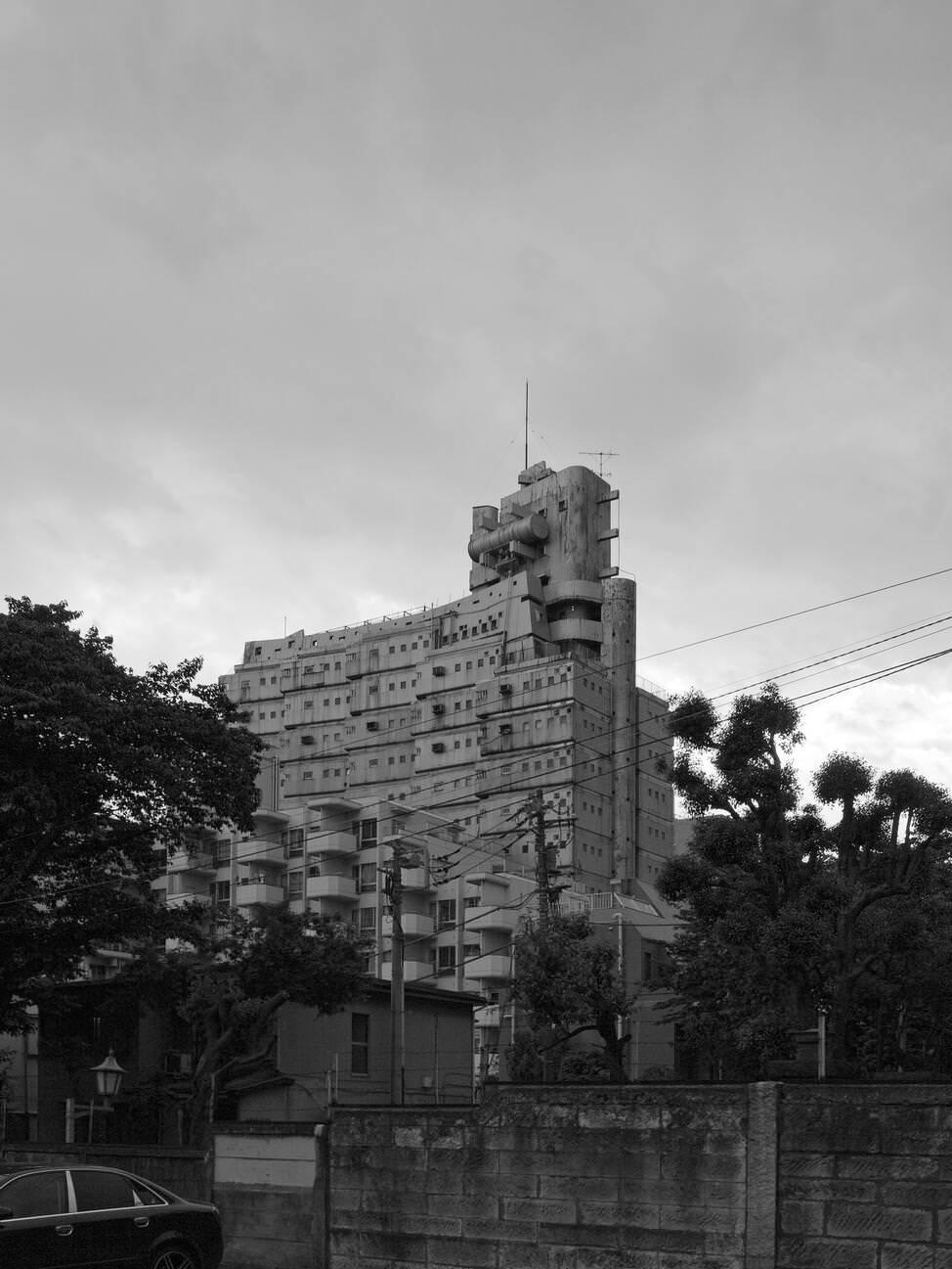 New Sky Building by Yoji Watanabe in Shinjuku, Tokyo, 2010. View showing water tower.