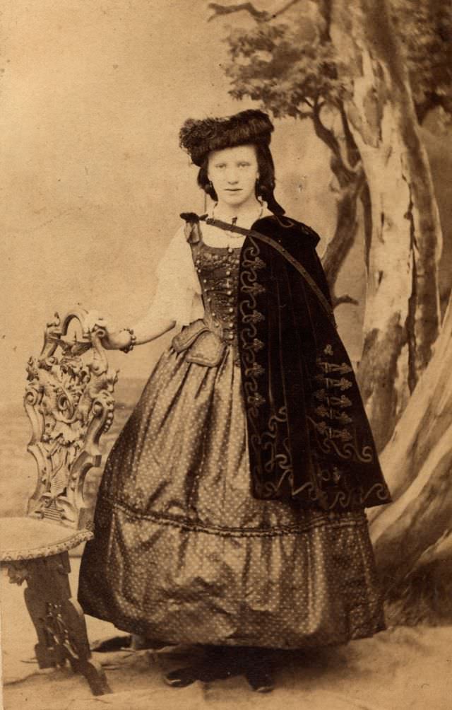 A Glimpse into Victorian Girls Fashion in the1860s