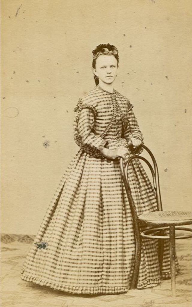 A Glimpse into Victorian Girls Fashion in the1860s