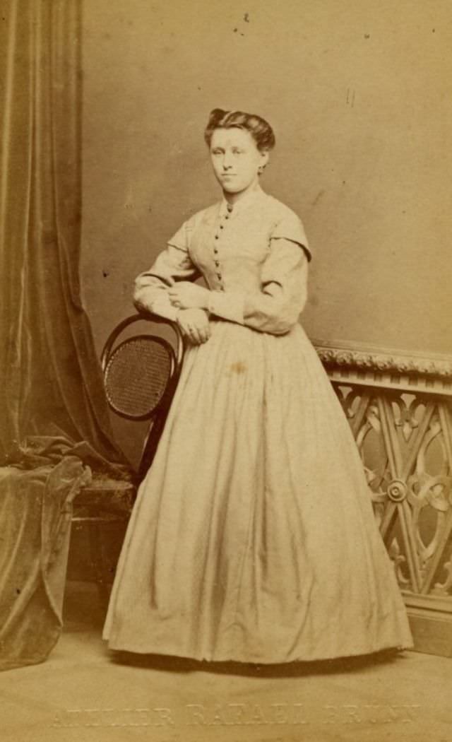 A Glimpse into Victorian Girls Fashion in the1860s