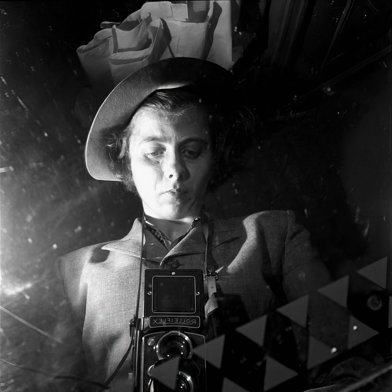 Stunning and Creative Self-Portraits by Vivian Maier that Redefine the Selfie
