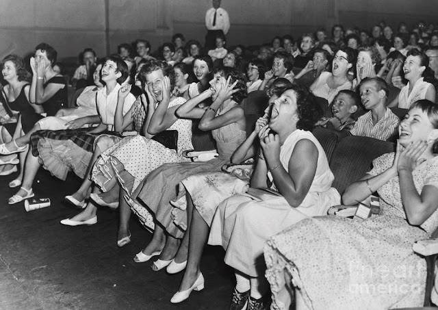 Elvis Presley Concerts fan girls 1950s