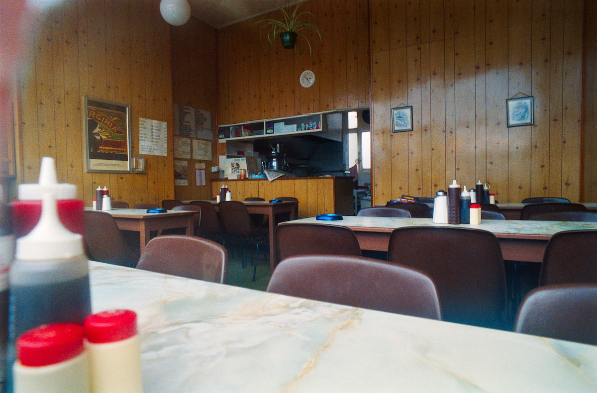 Cafe, Earl’s Court, Kensington & Chelsea, 1987