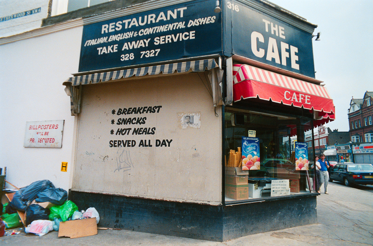 The Cafe, Kilburn High Rd, Brondesbury, Camden, 1988