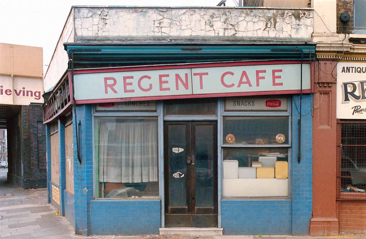 Regent Cafe, Cambridge Heath Road, Bethnal Green, Tower Hamlets, 1987