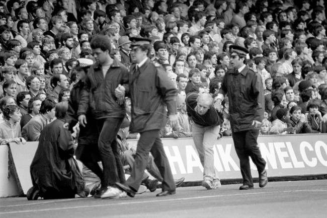 Vintage Photos Capture the Chaos and Confrontations Between British Police and Football Hooligans, 1970s-1990s