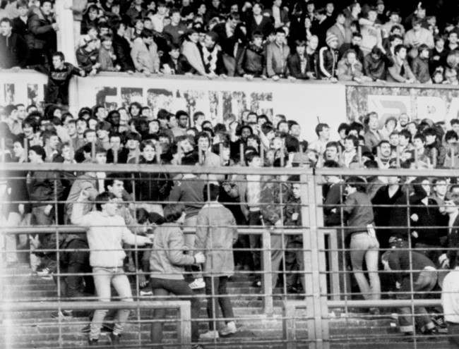 Vintage Photos Capture the Chaos and Confrontations Between British Police and Football Hooligans, 1970s-1990s