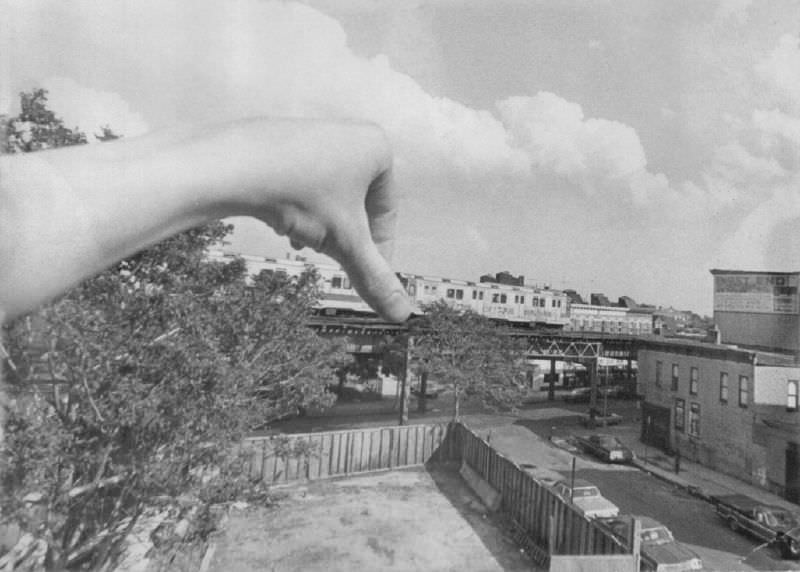 Elevated train in Brooklyn, 1976.