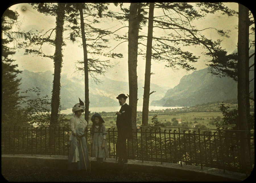 Afternoon walk, 1910