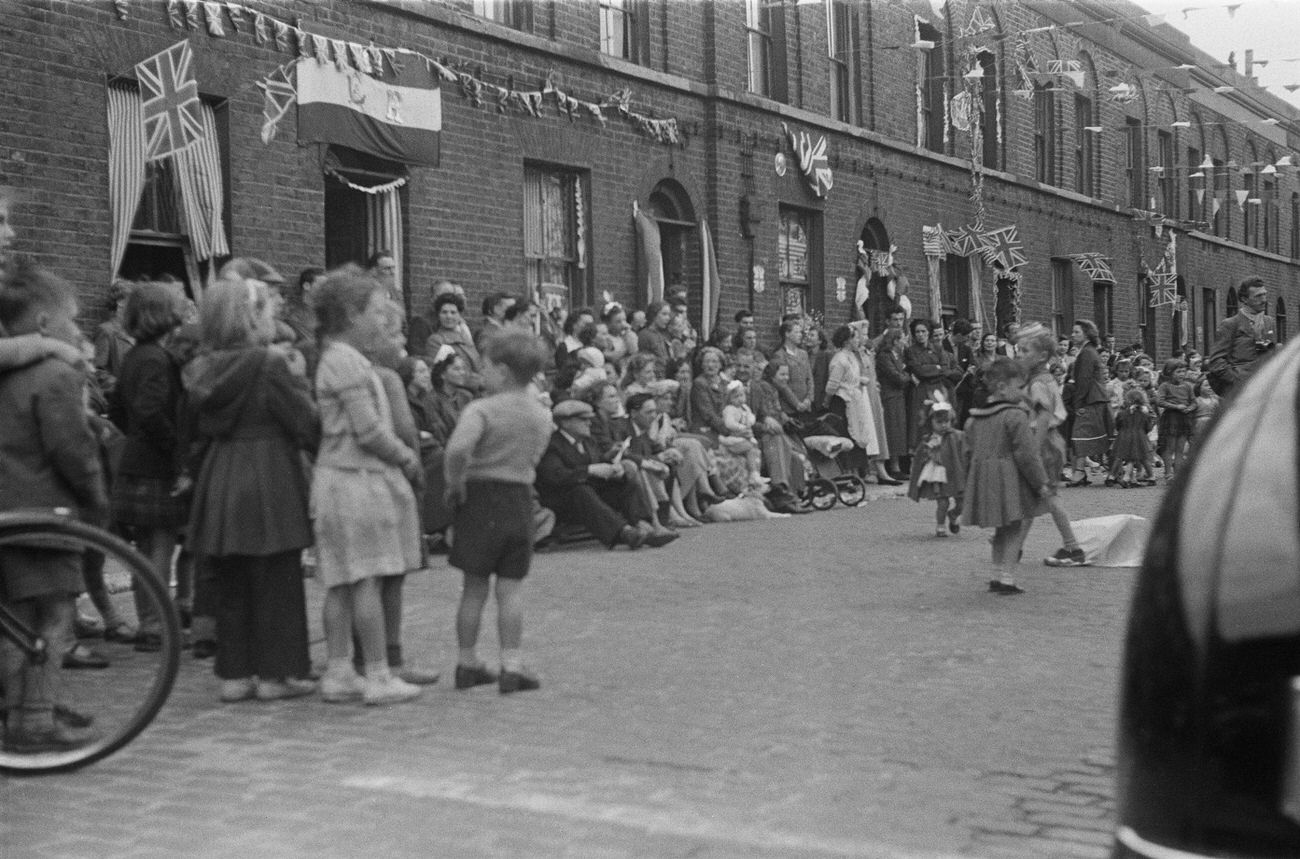 A 1953 Coronation Street Party in Bethnal Green, London East end Through the Eyes of its People