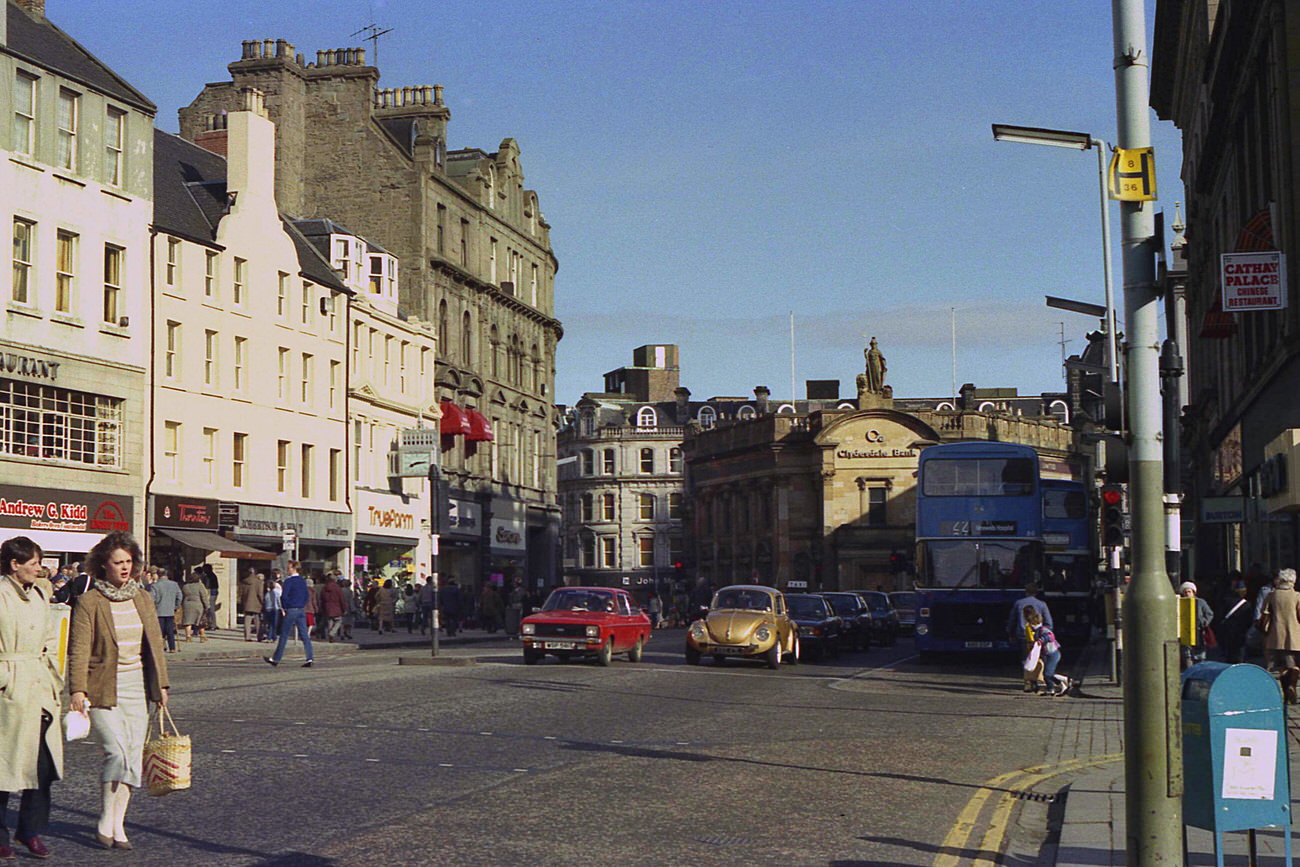 High Street (pre-pedestrianisation), 1984