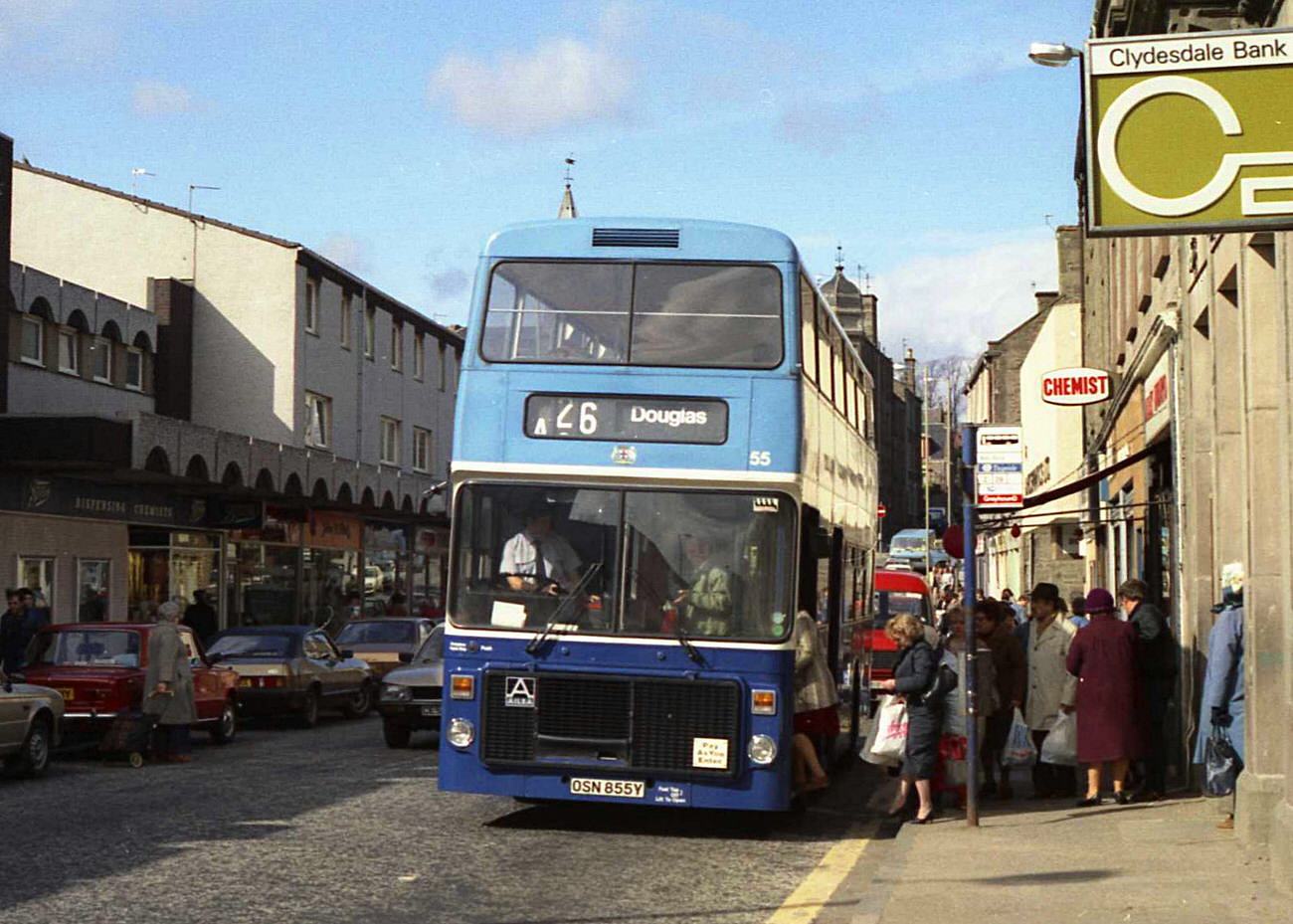 The Douglas bus in Lochee High Street, 1984